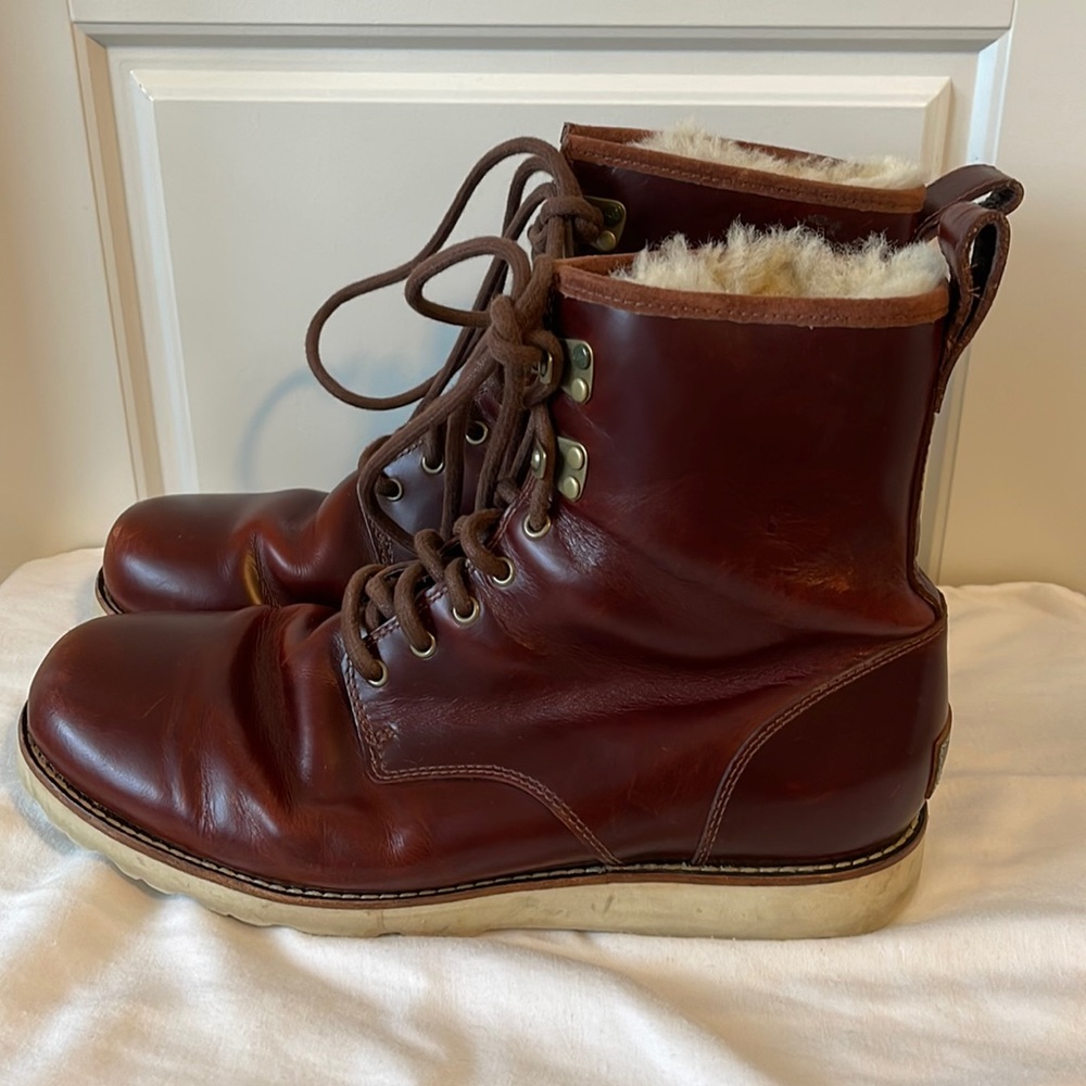 Ugg Lesther lace-up Boots